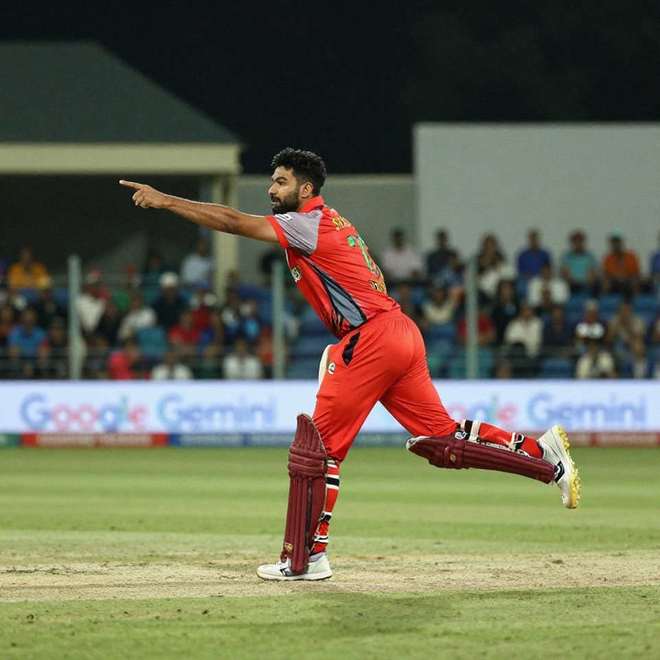ডারবানের পিচ, কাগজের স্কোরকার্ড: অস্ট্রেলিয়ার ১৩৯ রানের লিড আসলে কী বলছে