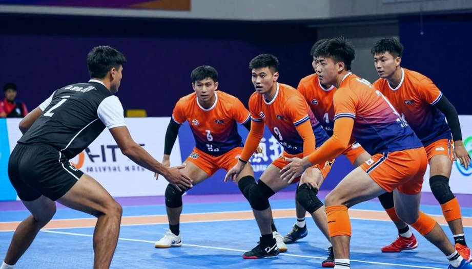সোনালি ডাবলের নিচের ঘড়ি: এশিয়ান গেমসে ভারতের নবম সোনা, ইরানের থেমে যাওয়া ছন্দ আর মাদুরে লেখা এক নীরব পাঠ